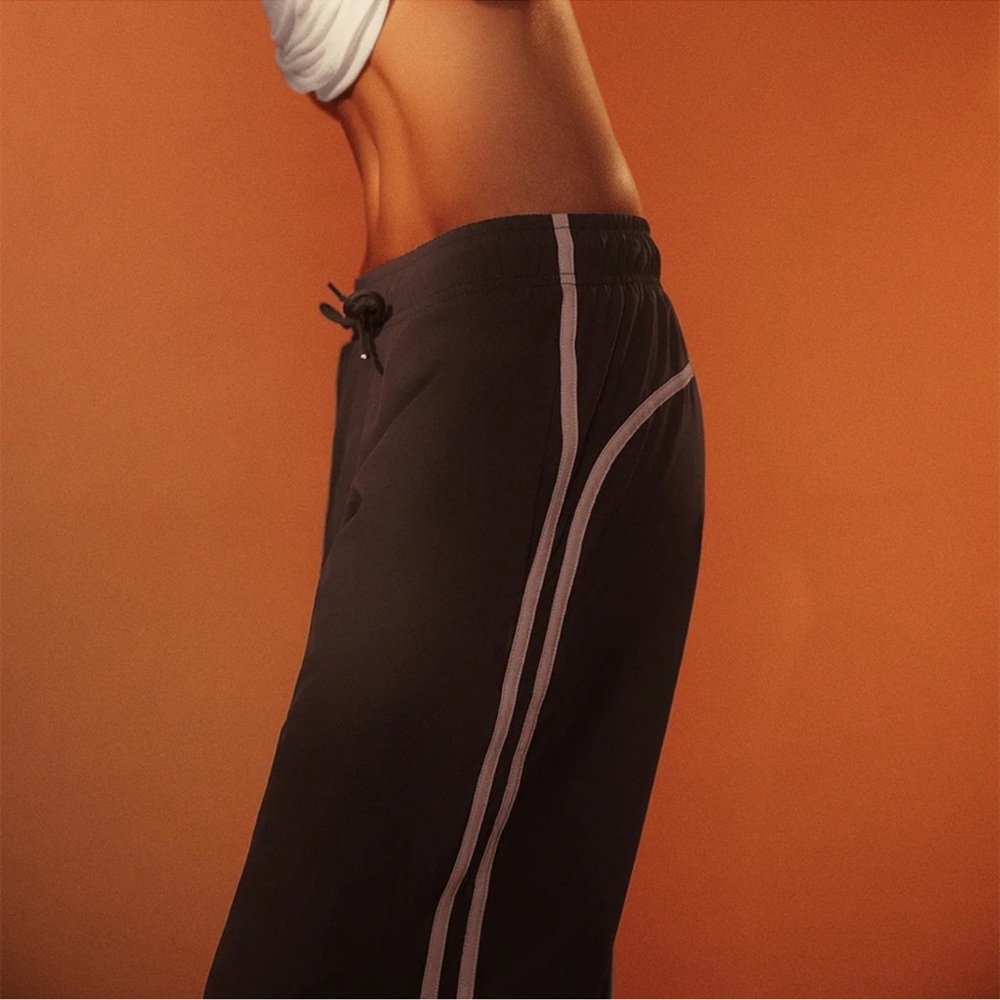 SET ACTIVE NYLON/MICRO FLEECE TRACK DRAWSTRING STRAIGHT LEG PANTS - ZION